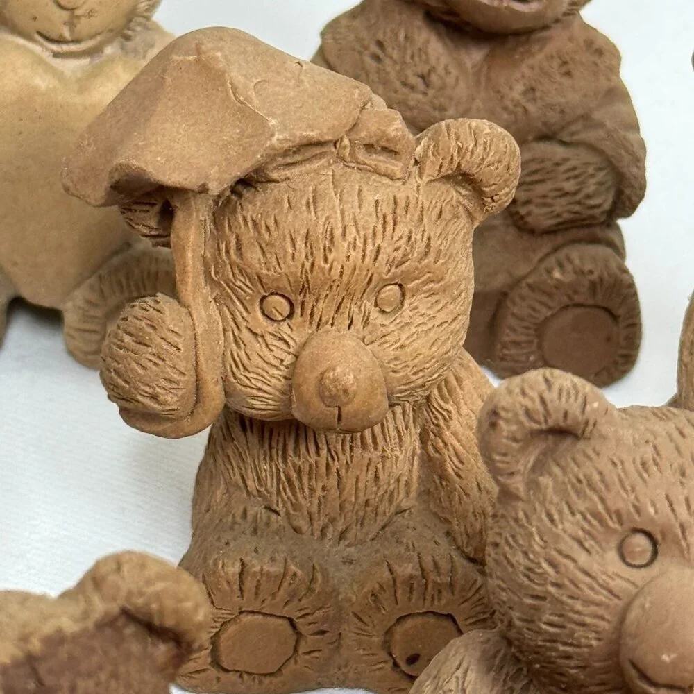 Lot of 25 Mini Resin Teddy Bear Figurines Detailed Ready to Paint Crafts - Picture 10 of 16